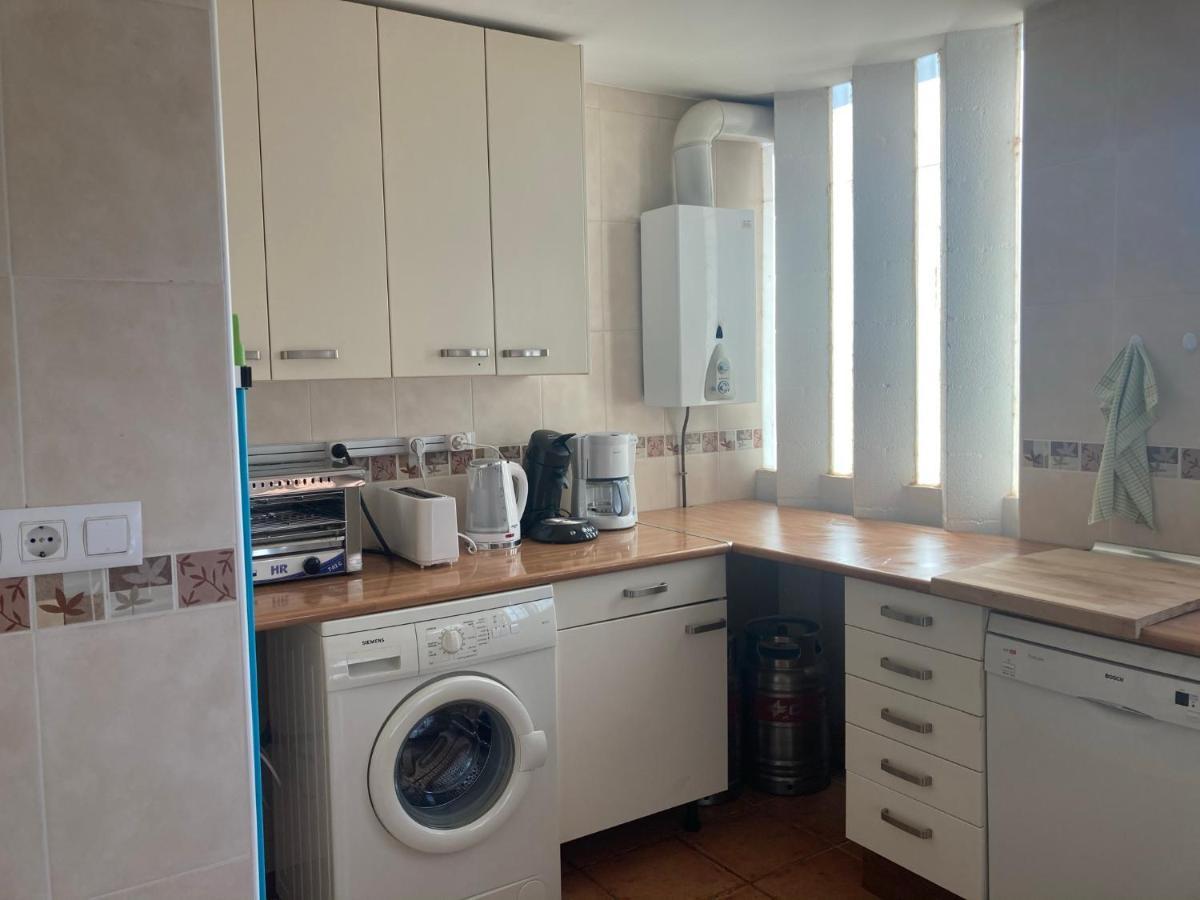 Chalet Adosado En Urbanizacion Con Precioso Jardin デニア エクステリア 写真
